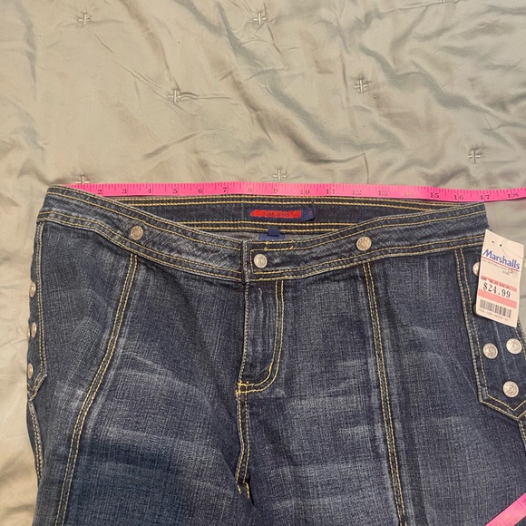 Jeans. - Picture 3 of 6